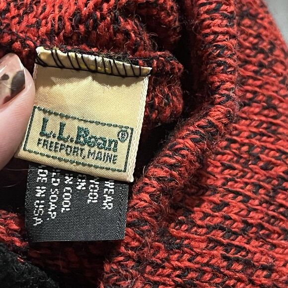 Vintage‎ LL Bean Winter Snow Ski Hat Wool Nylon Red Outerwear Beanie Pom Pom USA - Picture 2 of 5